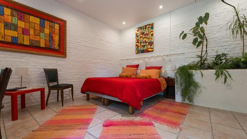 Maison - 360 m² - 10 pièces