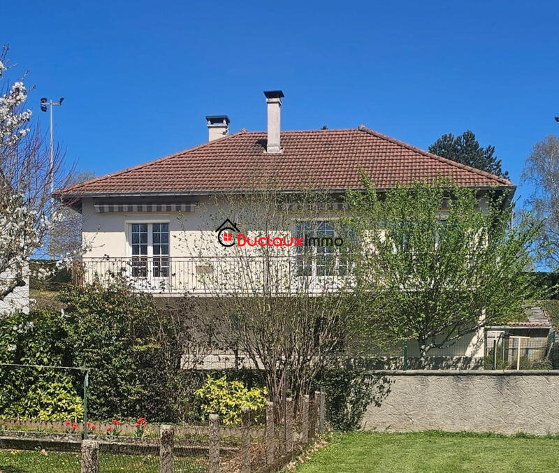 Maison - 128 m² - 6 pièces