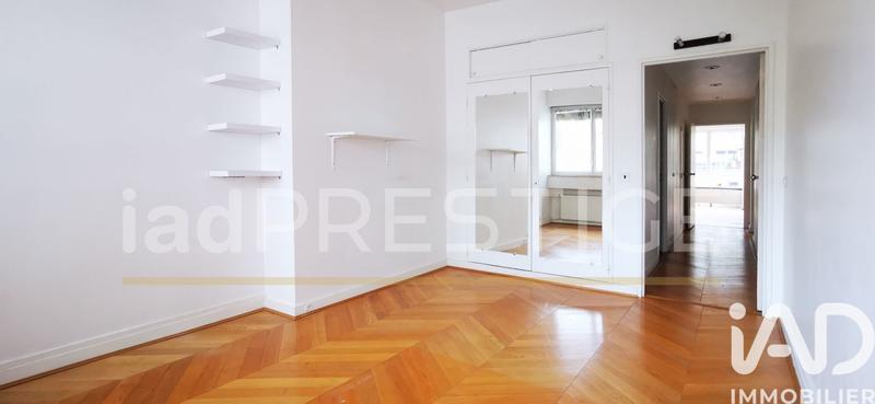 Appartement - 120 m² - 3 pièces