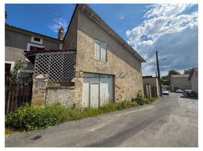 Maison - 168 m² - 2 pièces