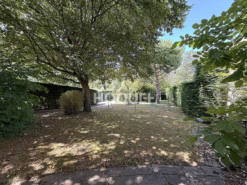 Maison - 138 m² - 5 pièces