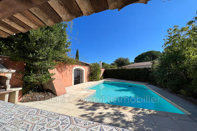 Maison - 201 m² - 6 pièces