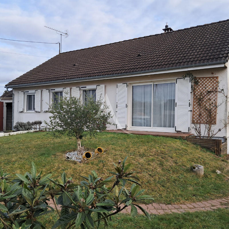 Maison - 96 m² - 4 pièces