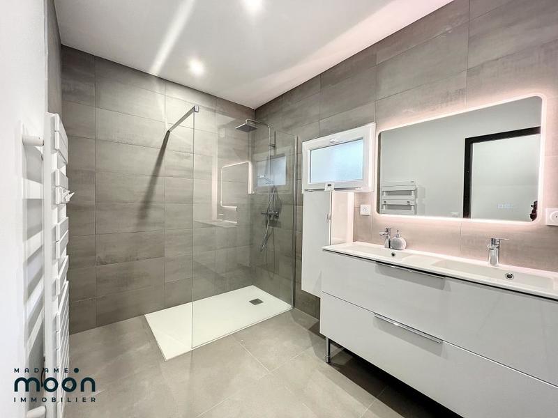 Villa - 155 m² - 6 pièces