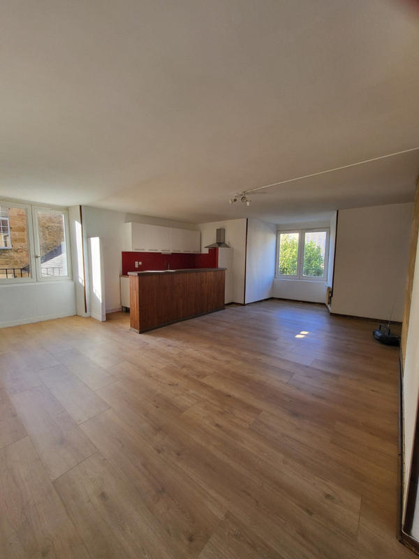 Appartement - 89 m² - 5 pièces
