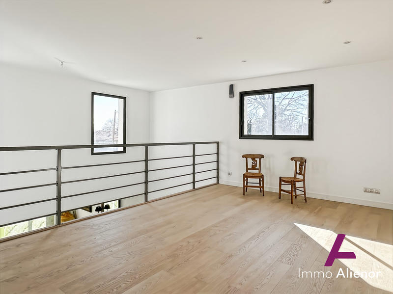 Maison contemporaine - 176 m² - 6 pièces