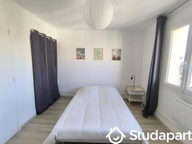 Chambre - 12 m² - 1 pièce