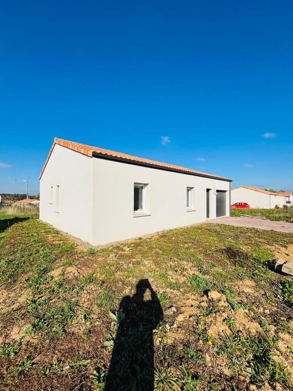 Maison - 92 m² - 5 pièces