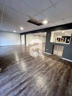 Local commercial - 285 m²