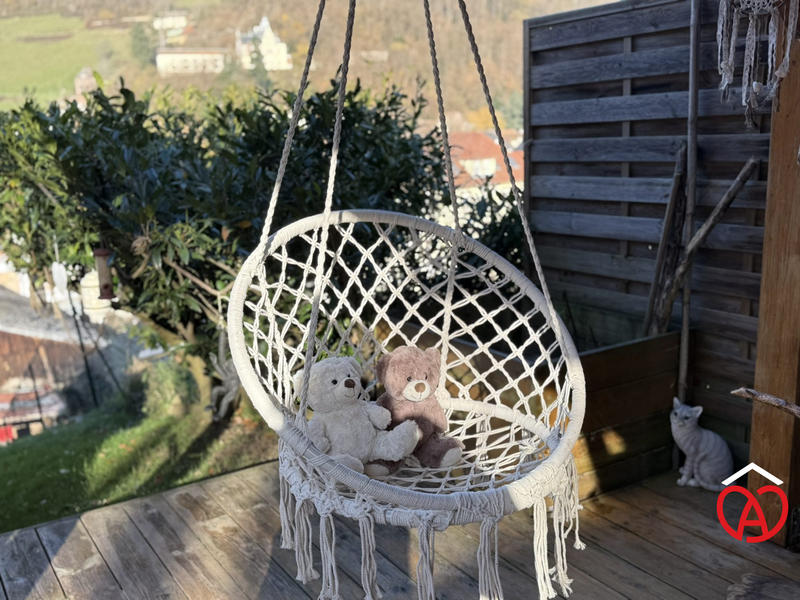 Maison - 90 m² - 4 pièces