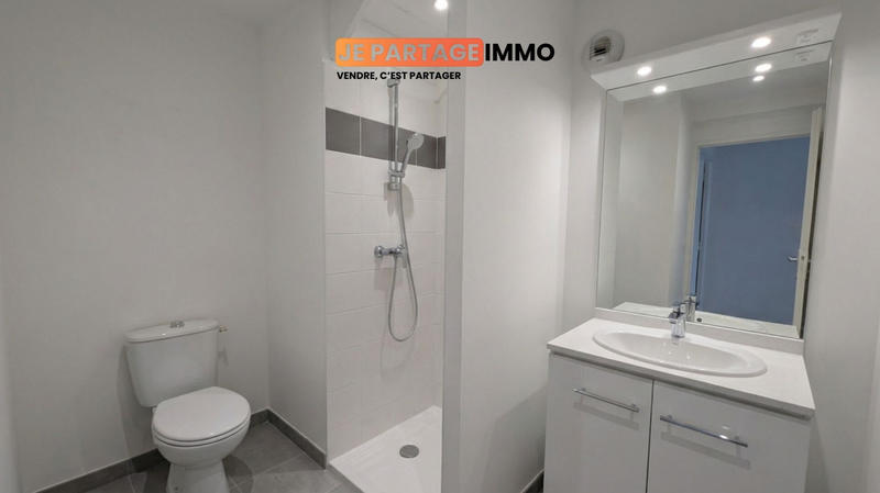 Appartement - 99 m² - 4 pièces