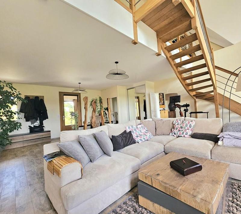 Maison - 172 m² - 5 pièces