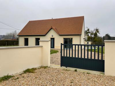 Maison - 93 m² - 4 pièces