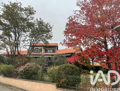 Maison de maîtres - 210 m² - 7 pièces