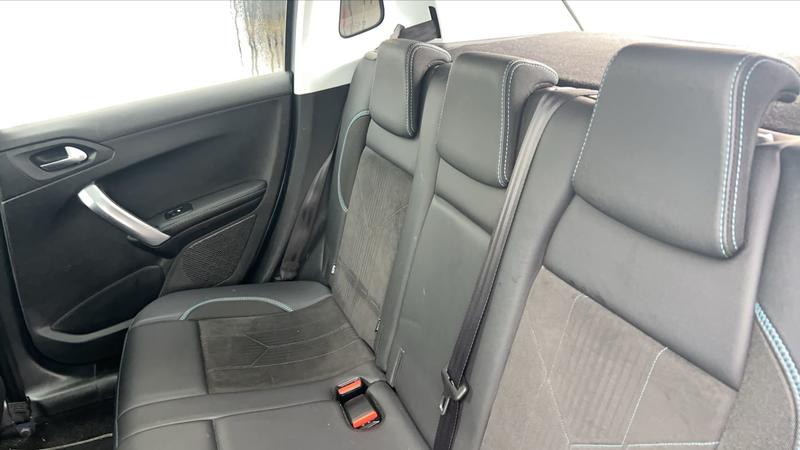 Peugeot 2008 1.2 PureTech 110 Eat6 Crossway - 5 places Automatique