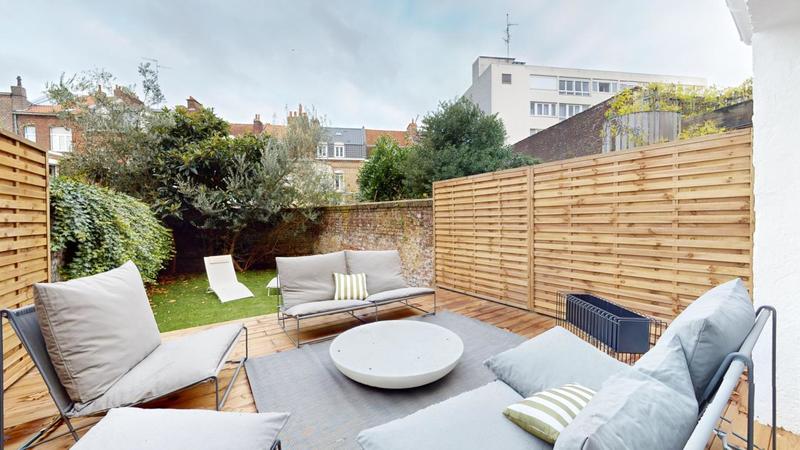 Maison - 138 m² - 8 pièces