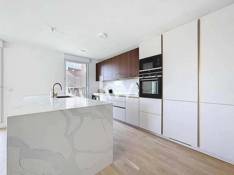 Appartement - 117 m² - 5 pièces