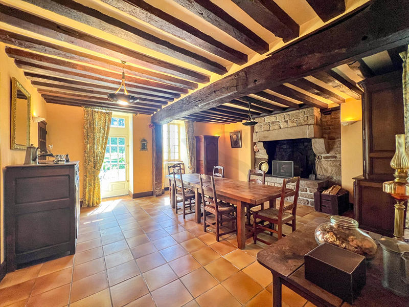 Corps de ferme - 134 m² - 5 pièces