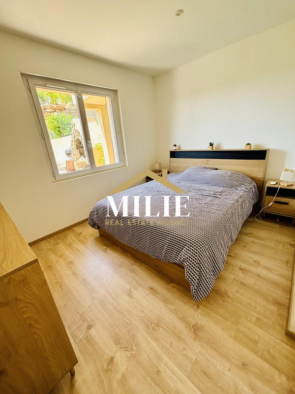 Appartement - 96 m² - 4 pièces