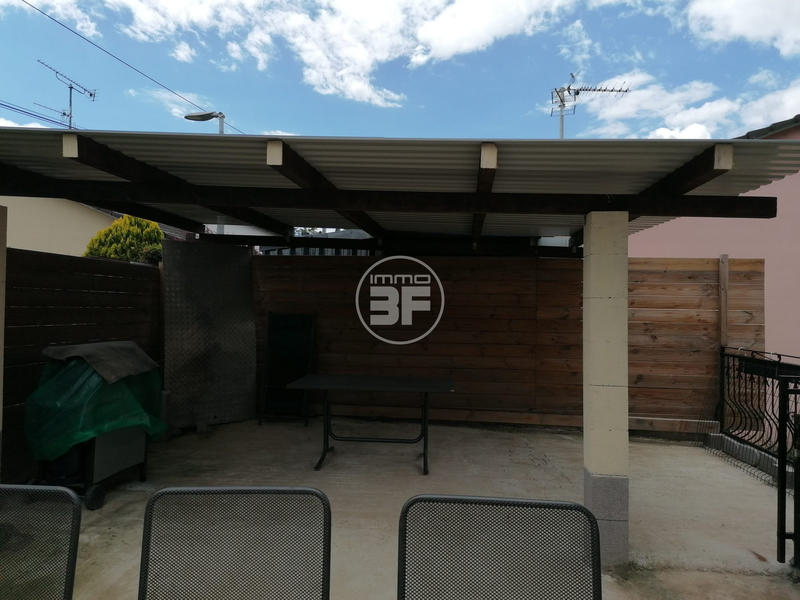 Maison - 102 m² - 6 pièces