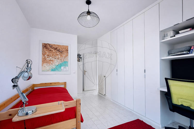 Appartement - 101 m² - 4 pièces