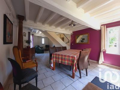 Maison - 221 m² - 7 pièces