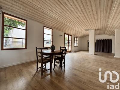 Maison - 84 m² - 3 pièces