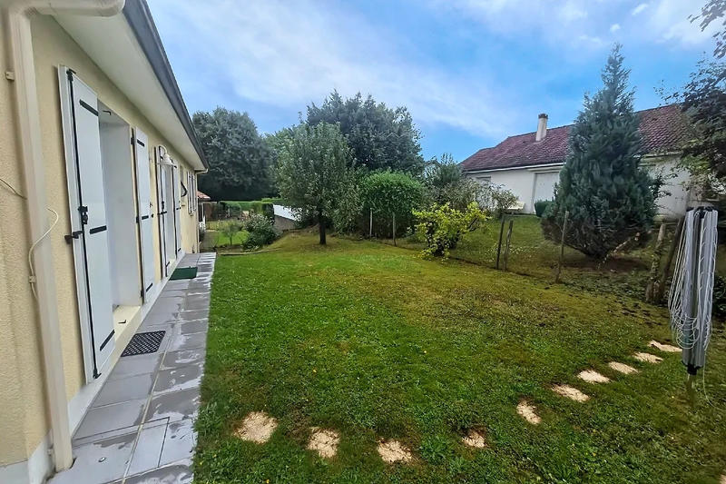 Maison - 85 m² - 4 pièces
