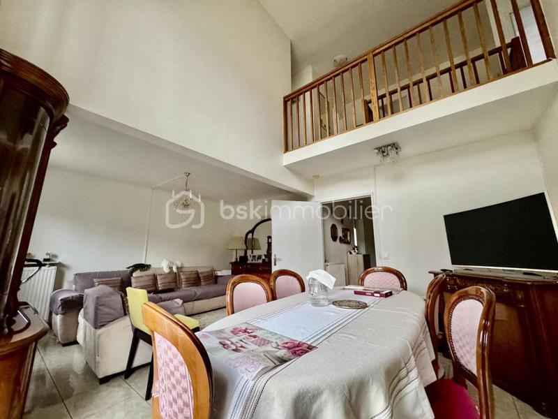 Maison - 105 m² - 5 pièces