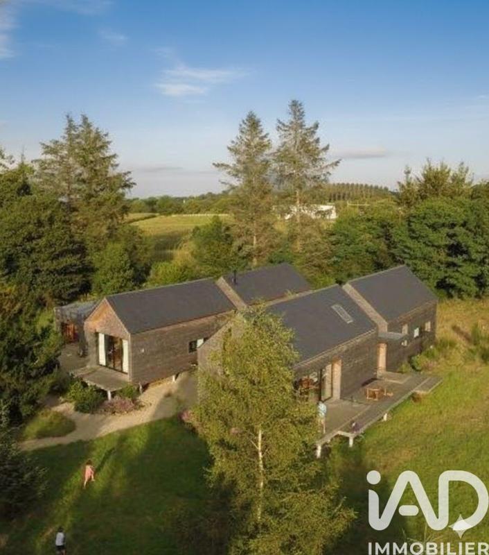 Maison de maîtres - 203 m² - 11 pièces