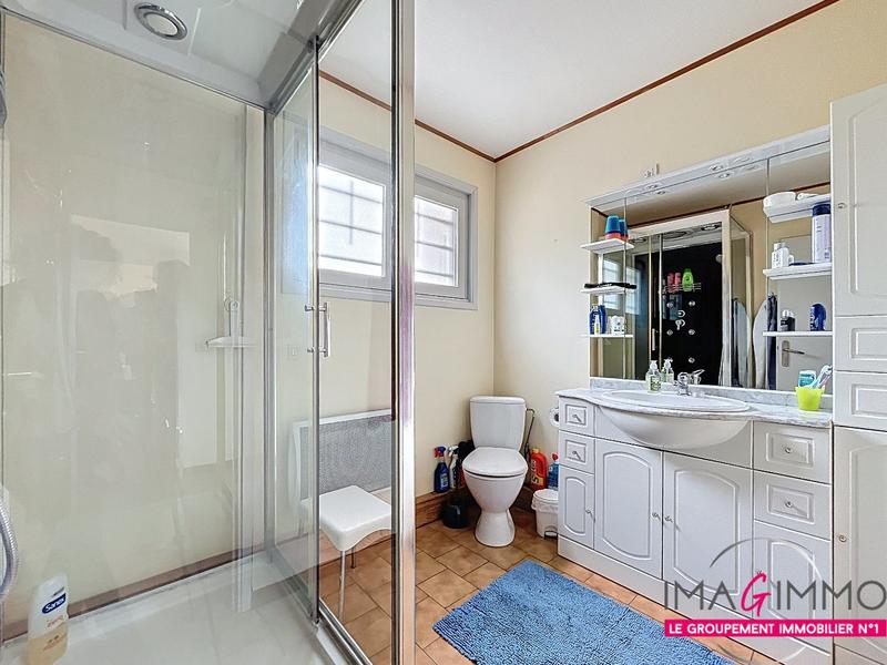 Maison - 104 m² - 4 pièces