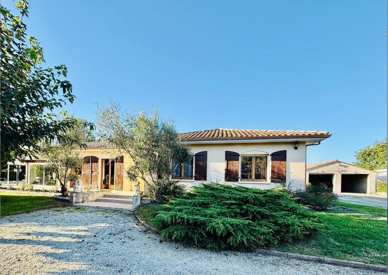 Maison - 102 m² - 4 pièces