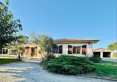 Maison - 102 m² - 4 pièces