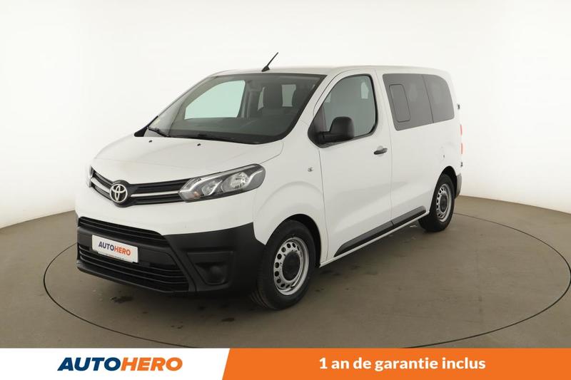 Toyota Proace Combi Compact 1.5 d-4d Dynamic 9pl 120 ch