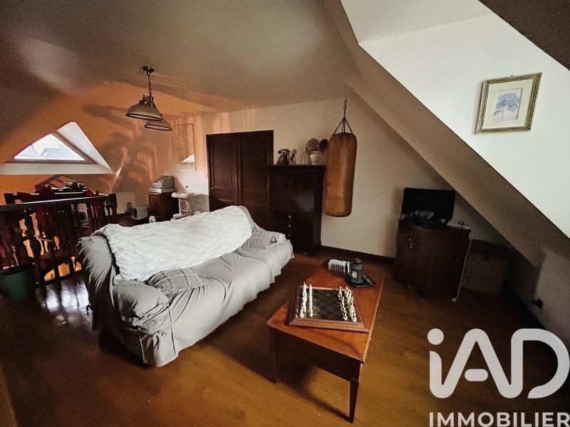 Maison de ville - 235 m² - 7 pièces