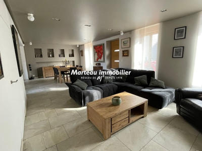 Maison - 140 m² - 5 pièces