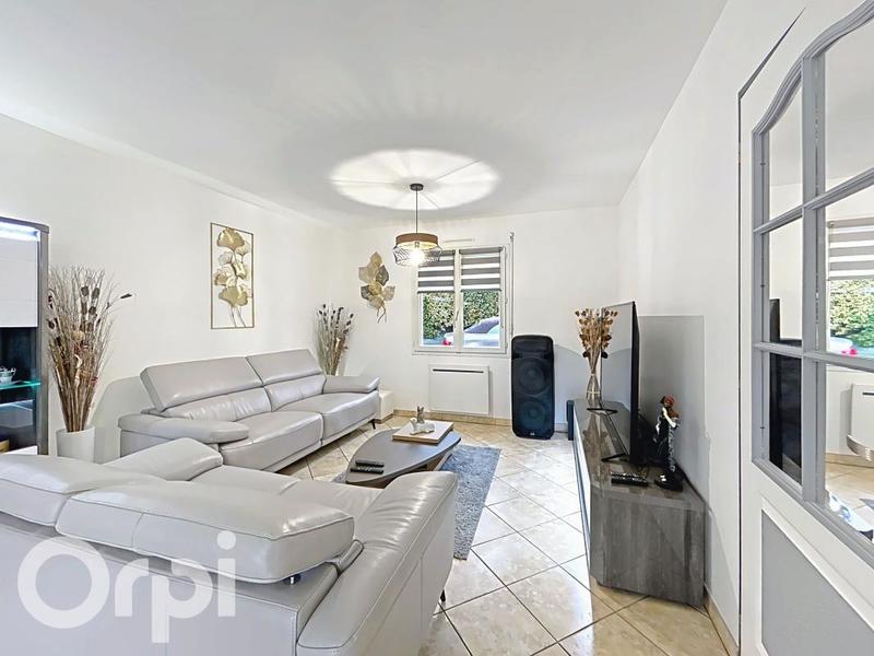 Maison - 102 m² - 4 pièces