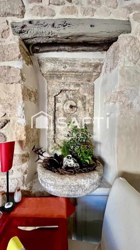 Maison - 180 m² - 5 pièces