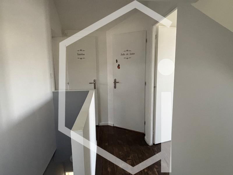 Maison - 83 m² - 5 pièces