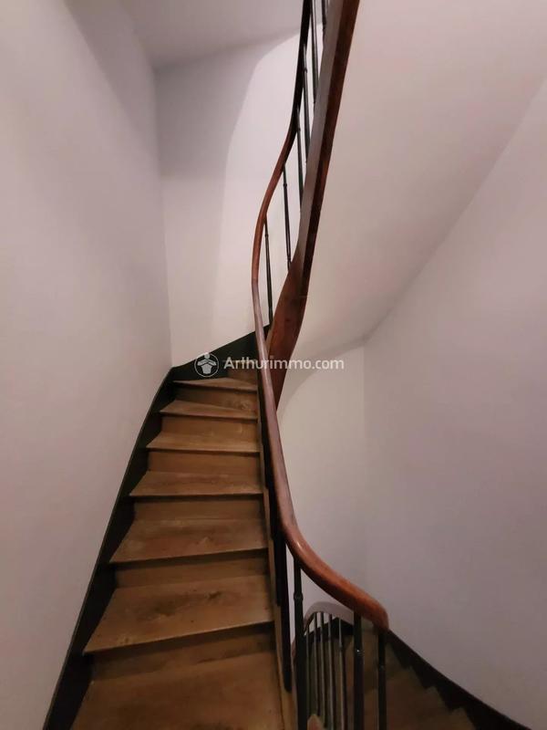 Immeuble - 180 m² - 8 pièces