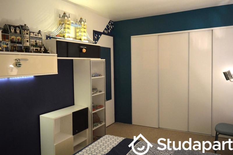 Chambre - 9 m² - 1 pièce