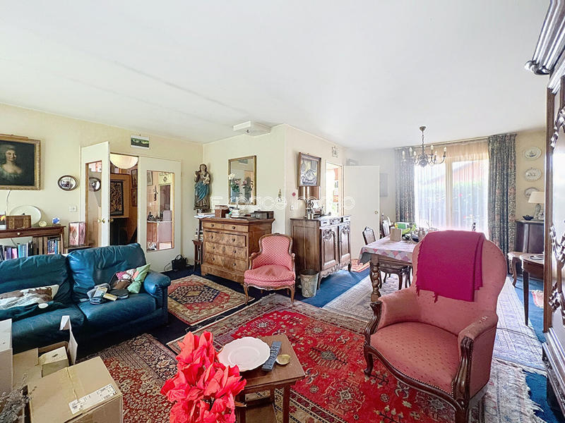 Maison - 150 m² - 7 pièces