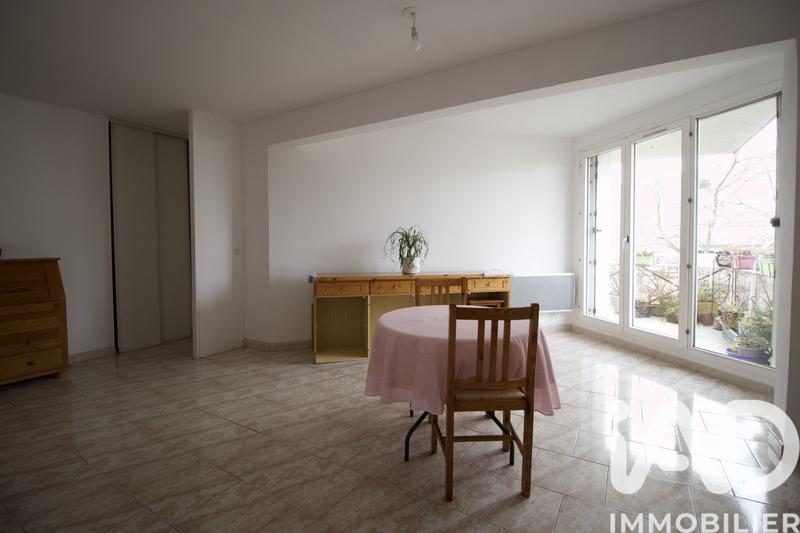Appartement - 81 m² - 4 pièces