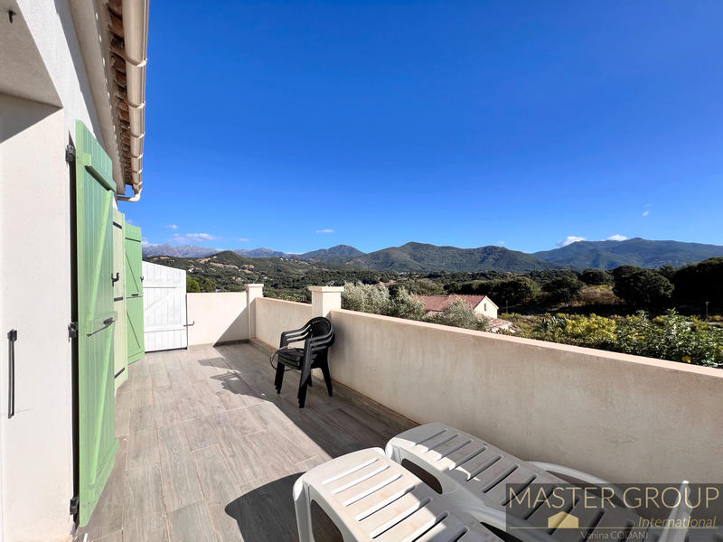 Maison - 178 m² - 6 pièces