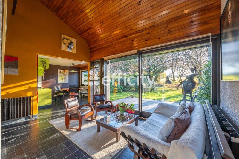 Maison d'architecte - 143 m² - 8 pièces