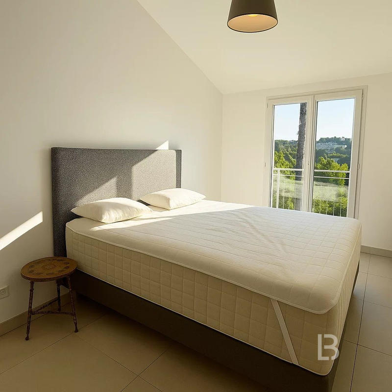 Appartement - 84 m² - 4 pièces