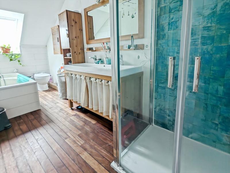 Maison - 104 m² - 6 pièces