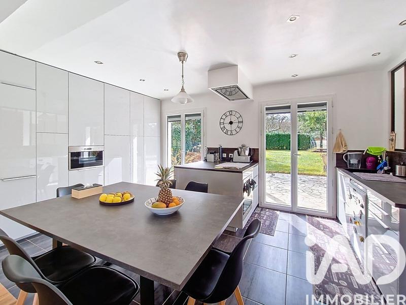 Maison - 152 m² - 7 pièces