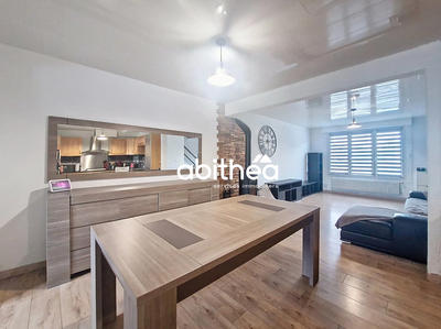 Maison - 102 m² - 4 pièces