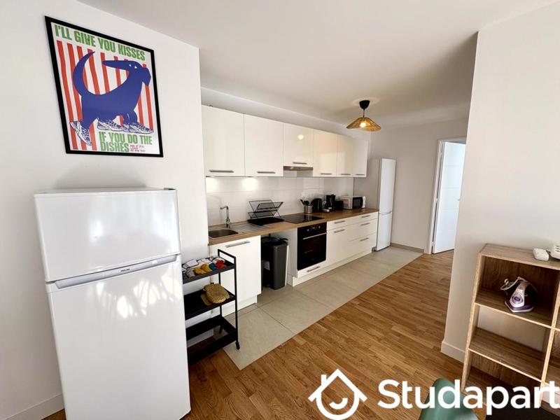 Chambre - 14 m² - 1 pièce